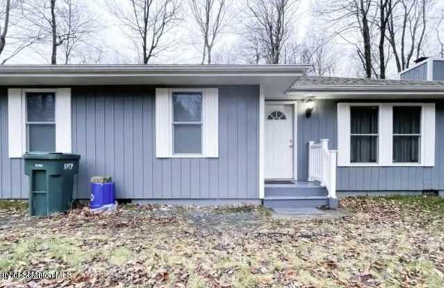 103 Orchard Lane - 103 Orchard Lane, Monroe County, PA 18466