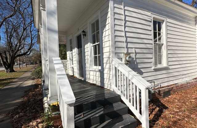 One Bedroom, One Bath Home for Rent Gallery 3