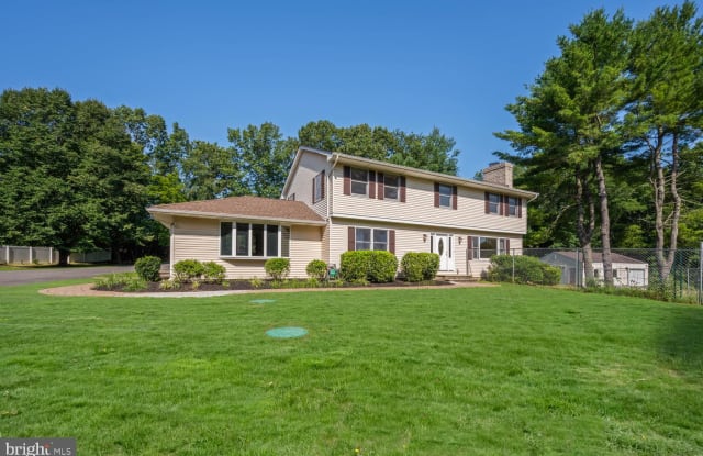 121 RABBIT HILL ROAD - 121 Rabbit Hill Road, Mercer County, NJ 08550