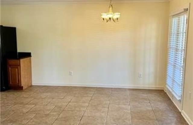 6700 PONTCHARTRAIN Boulevard Gallery 3