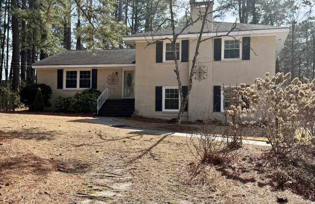 1711 Meadowbrook Lane W photos photos