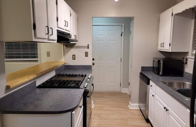 1272 Falling Water Dr Gallery 3