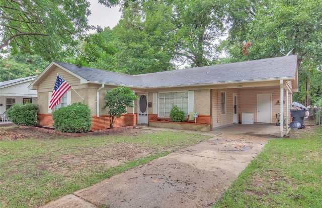 Anderson Island - 3BD/1BA Gallery 4
