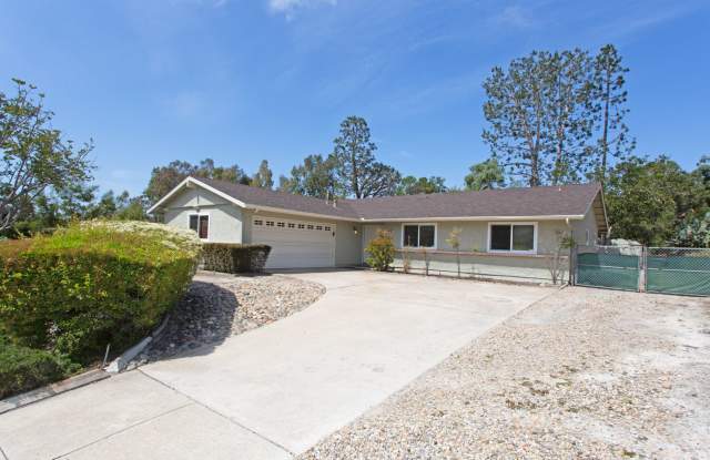 Beautiful 3 Bedroom Carlsbad Home! photos photos