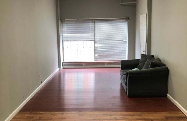 123 W MULBERRY ST #1 Gallery 2