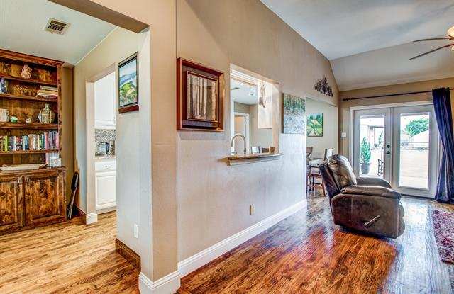525 Meadow Drive Gallery 3