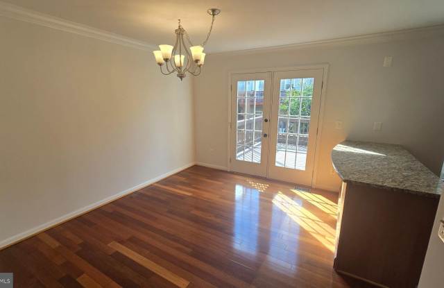 6035 KESTNER Circle Gallery 4