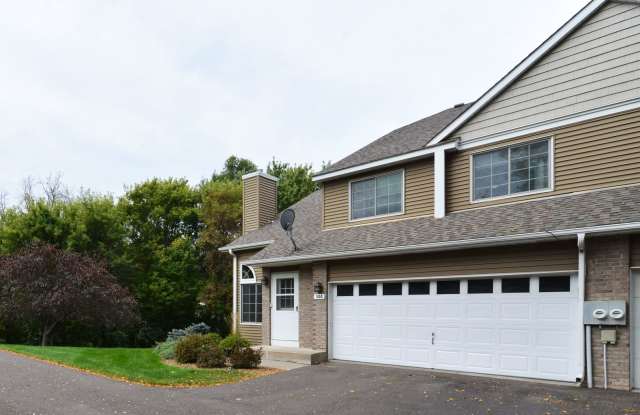 3 bed, 1.5 bath townhome in Vadnais Heights, MN Gallery 4