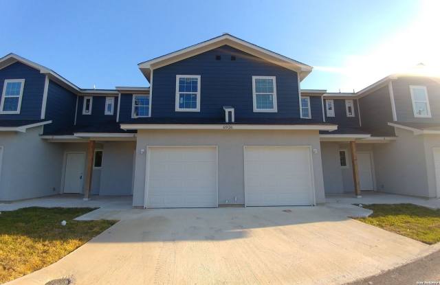6926 Crestway Rd, UNIT 1 photos photos