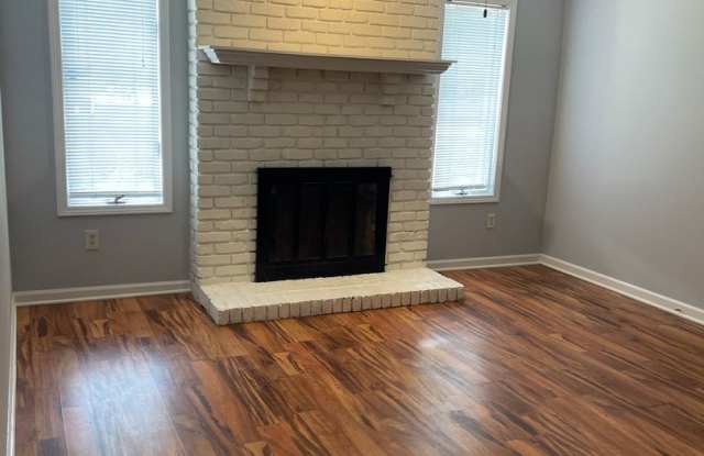 2 bed, 2 bath South Columbia photos photos