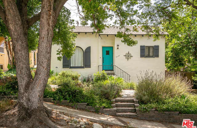 3032 PALMER Drive Gallery 2