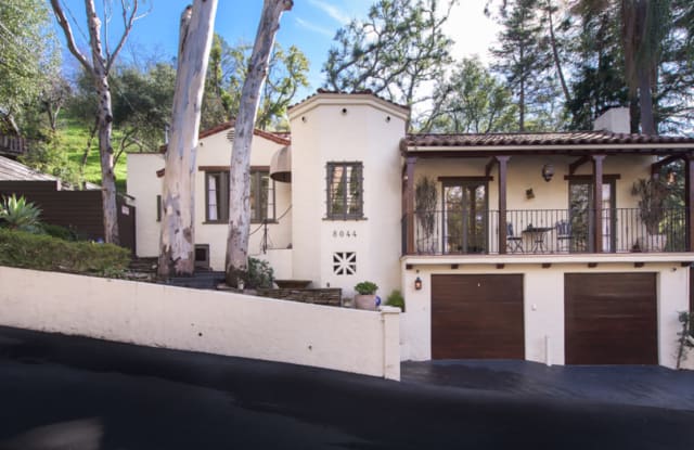 8044 Jovenita Canyon Dr - 8044 Jovenita Canyon Drive, Los Angeles, CA 90046