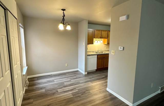 734 West 10th Avenue - 1 - 734 West 10th Avenue, Oshkosh, WI 54902 734 West 10th Avenue - 1 - 734 West 10th Avenue, Oshkosh, WI 54902