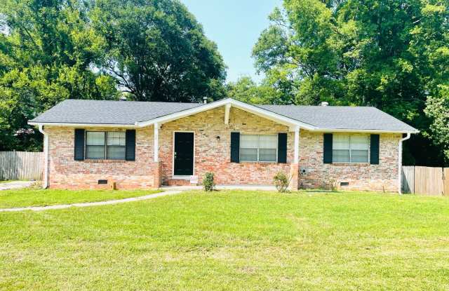 ** 4 Bed 2 Bath Located in Prattville ** Call 334-366-9198 to schedule a self-showing photos photos