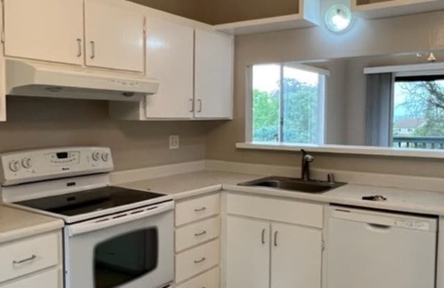 1632 Ashwood Drive - 1632 Ashwood Drive, Martinez, CA 94553