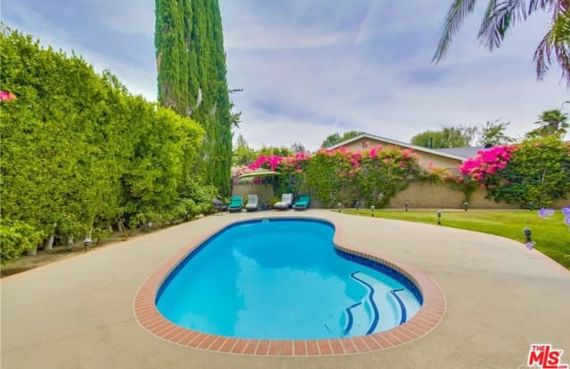 5724 GREENBUSH Avenue - 5724 Greenbush Avenue, Los Angeles, CA 91401