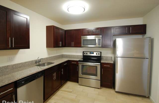 Peak Point Apartment Gallery 2