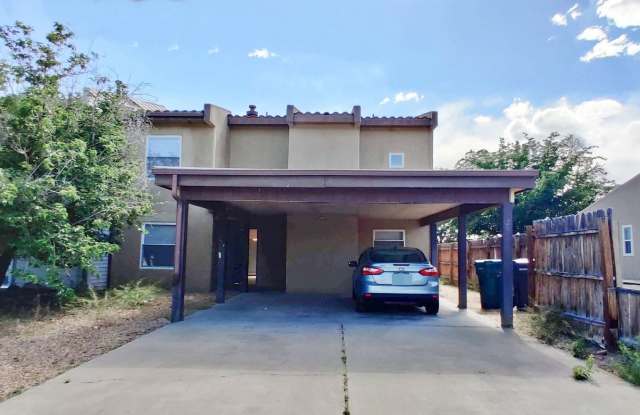 *4 Bedroom Townhome** In Rio Rancho**2914 Broadmoor Blvd SE* - 2914 Broadmoor Boulevard, Rio Rancho, NM 87124