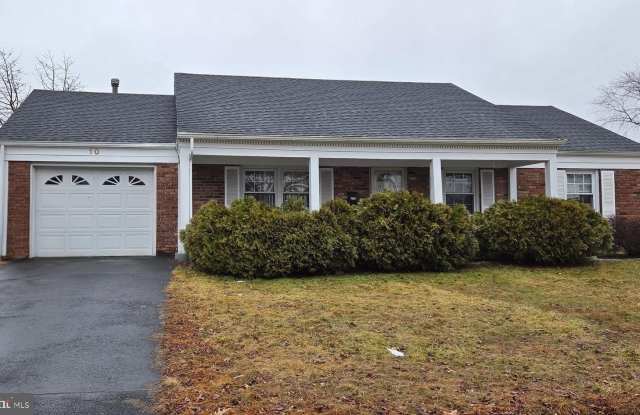 10 GARDENBROOK Lane - 10 Gardenbrook Lane, Burlington County, NJ 08046