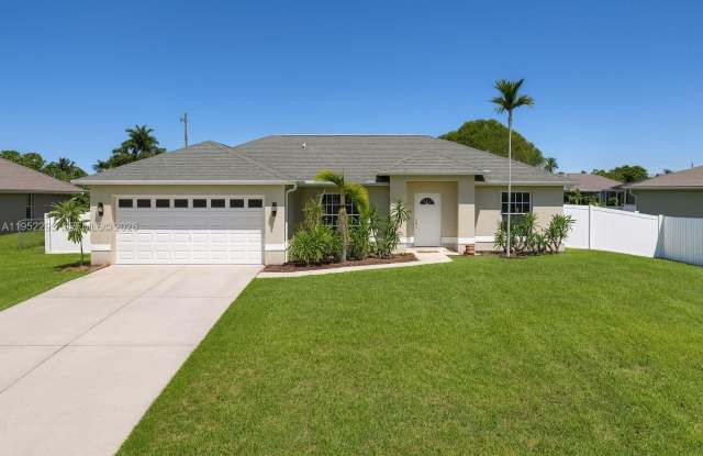 118 NE 9TH CT photos photos 118 NE 9TH CT photos photos