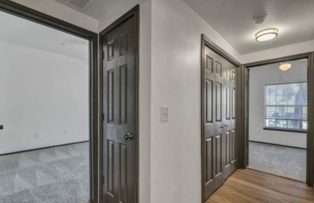 2233 Montopolis Dr Gallery 3