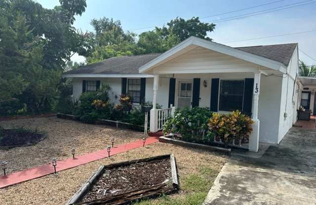 13 South Palmway Avenue - A photos photos