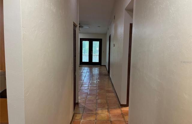 5213 SW 92ND Court Gallery 2