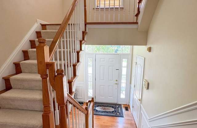 198 HIDDEN FOREST Court Gallery 2