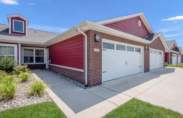 Redwood Louisville Bardstown Bluff Road photos photos