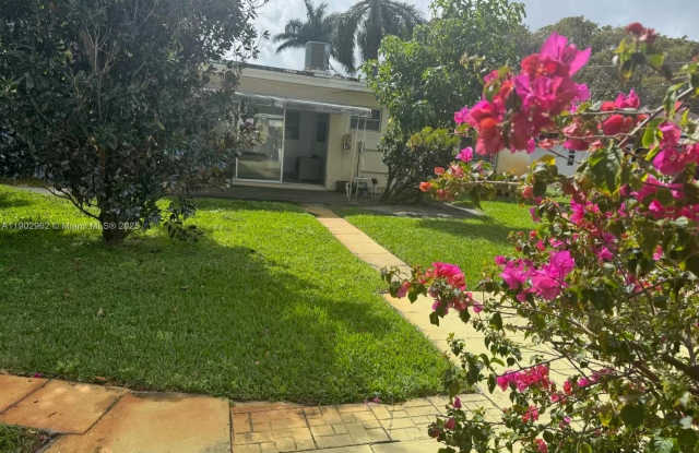 1639 Fletcher St photos photos