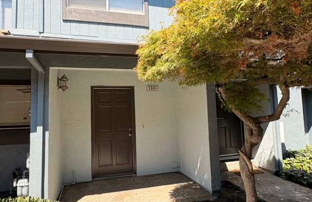 3 bedroom Townhouse in a gated community photos photos