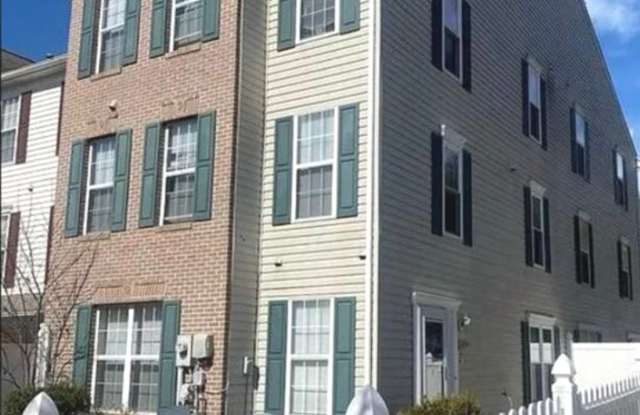 1829 WATCH HOUSE Circle S photos photos 1829 WATCH HOUSE Circle S photos photos