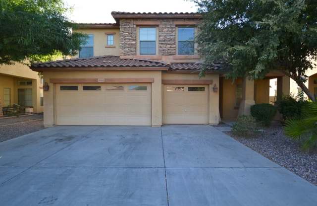 4868 South Cobblestone Street Gallery 2