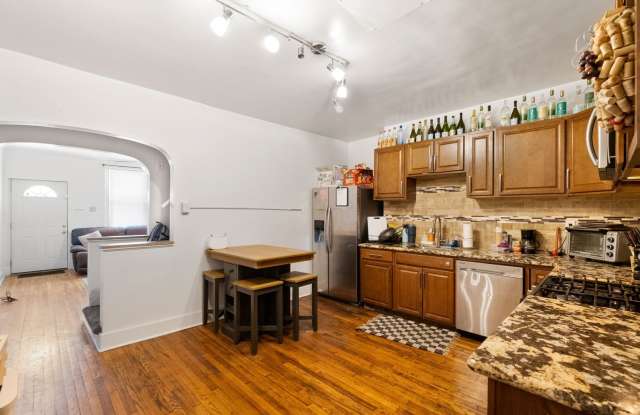 Beautiful brick home in heart of south side flats! photos photos