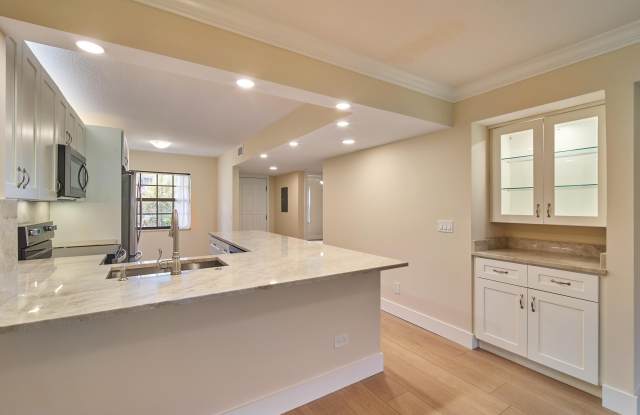 1101 Pinecrest Circle photos photos