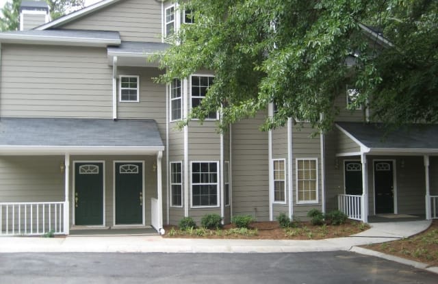 1514 Oakridge Court - 1514 Oakridge Court, North Decatur, GA 30033