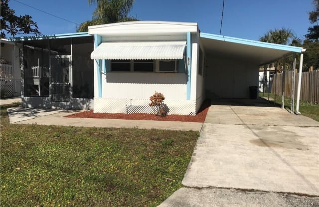 633 RIVER VILLAGE DRIVE - 633 River Village Drive, Tarpon Springs, FL 34689
