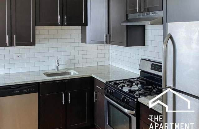 2253 West Argyle St. photos photos