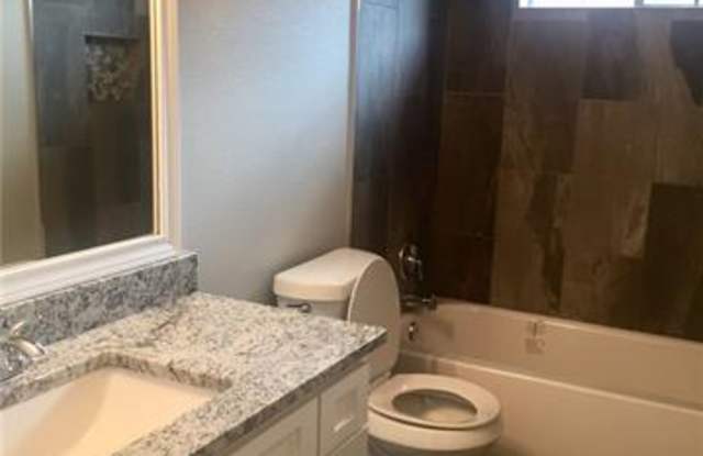 1513 Broken Bow Trail Gallery 4