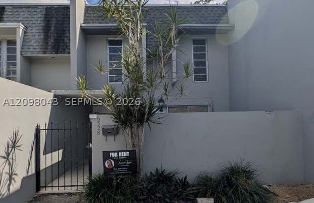 6328 Boulevard Of Champions Gallery 1