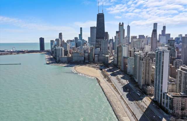 1300 N Lake Shore Dr photos photos