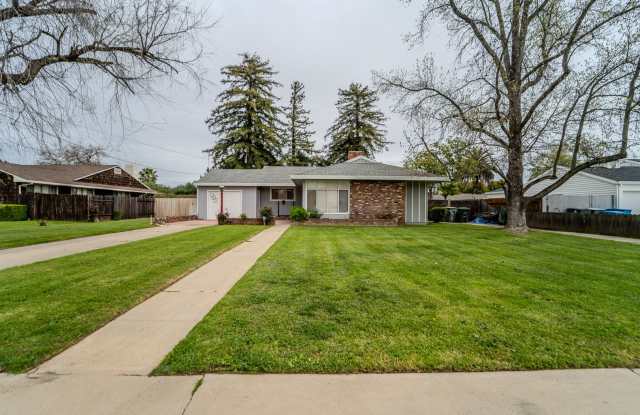 3 Bedroom 2 Bath home with pool photos photos