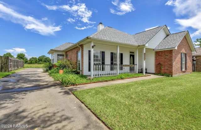 112 Pinnacle Drive Gallery 1
