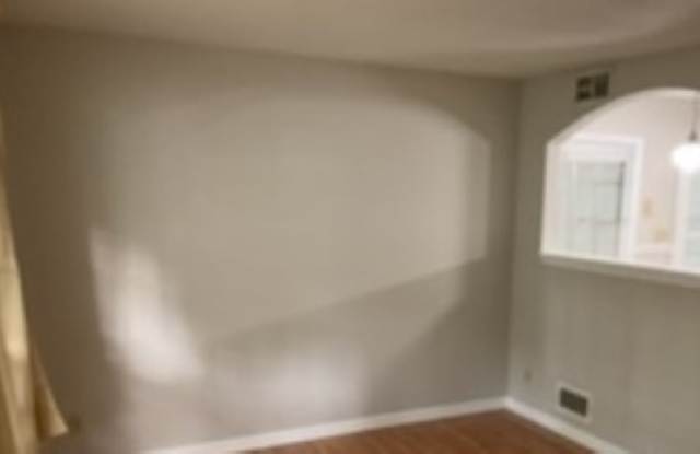 6333 BRONTE Gallery 2