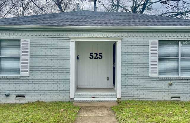 Updated home within walking distance of UAMS photos photos