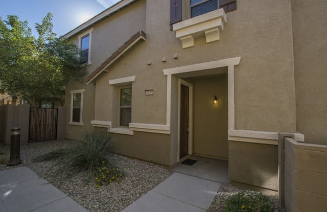 2953 East Dunbar Drive - 2953 E Dunbar Dr, Phoenix, AZ 85042