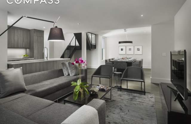 123 West 44th Street - 123 West 44th Street, New York City, NY 10036