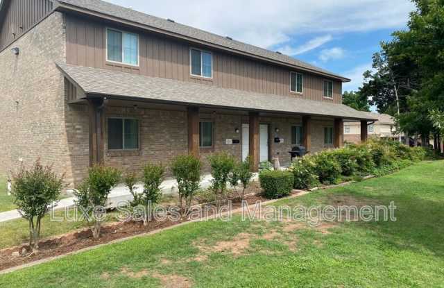 1124 E Campbell St photos photos