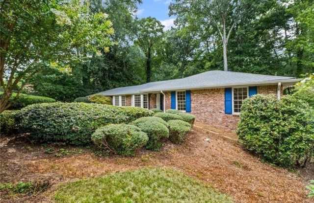 6160 River Shore Parkway Gallery 3