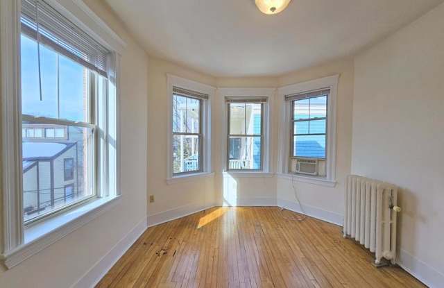 91 Trowbridge St. photos photos